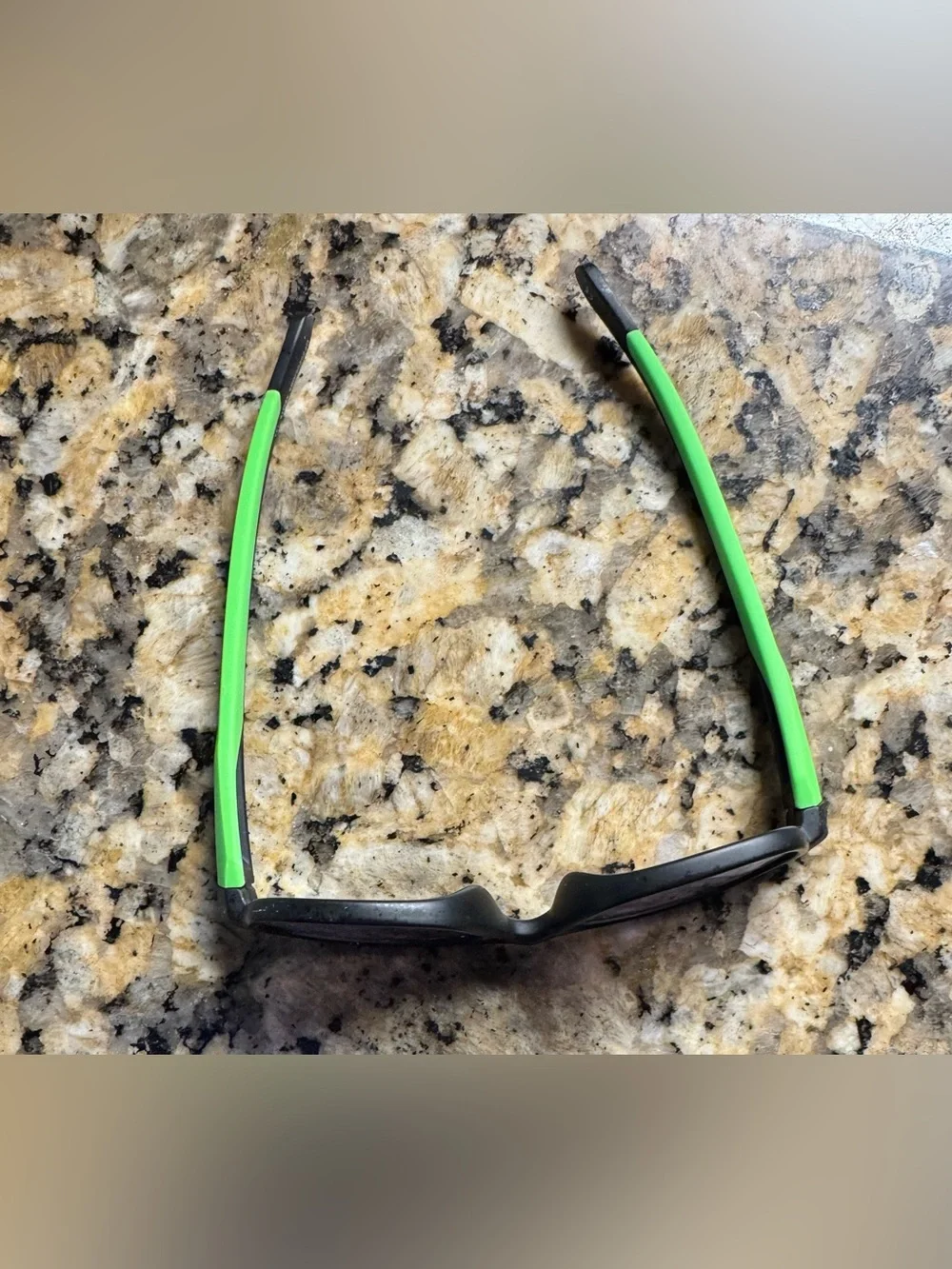 🕶️ Kids Polarized Aviator Sunglasses Black Green UV400 😎